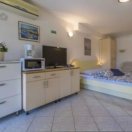 One-bedroom In Xvii 公寓 *