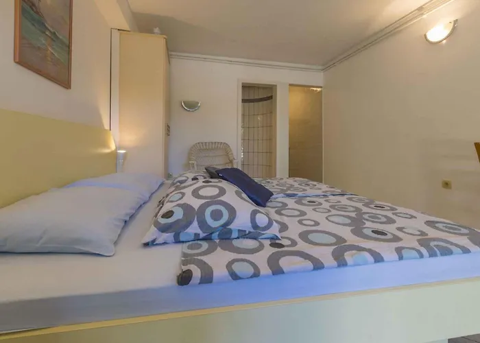One-bedroom In Xvii 아파트