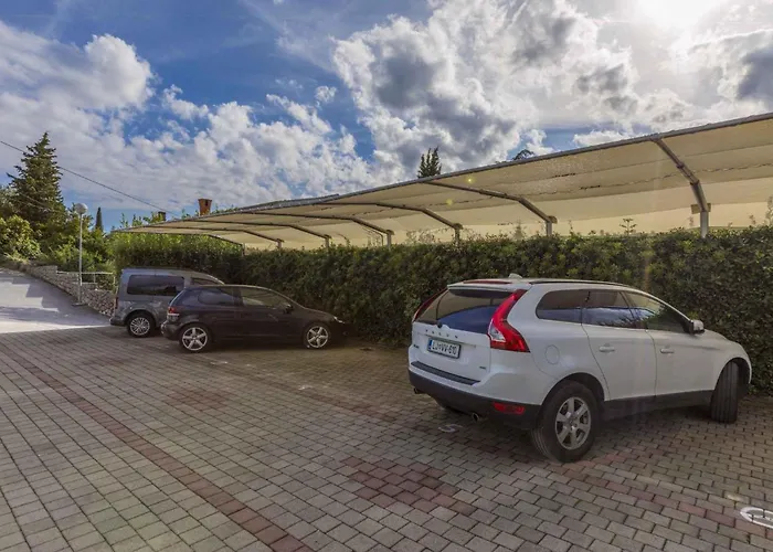 One-bedroom In Xvii *