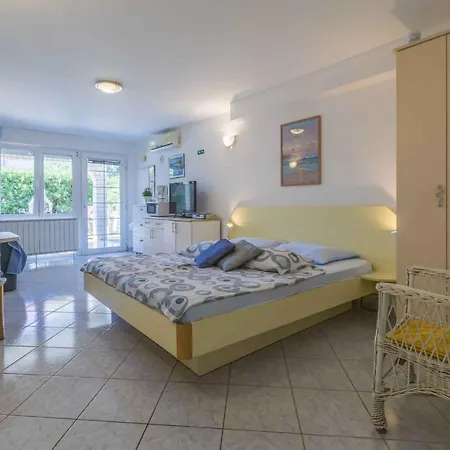 One-bedroom In Crikvenica Xvii Apartament Dramalj