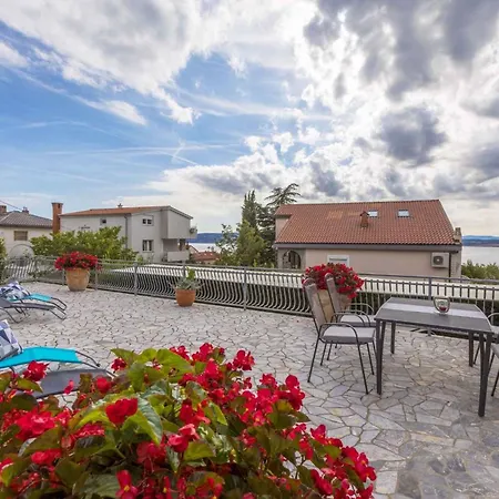 Apartament One-bedroom In Crikvenica Xvii
